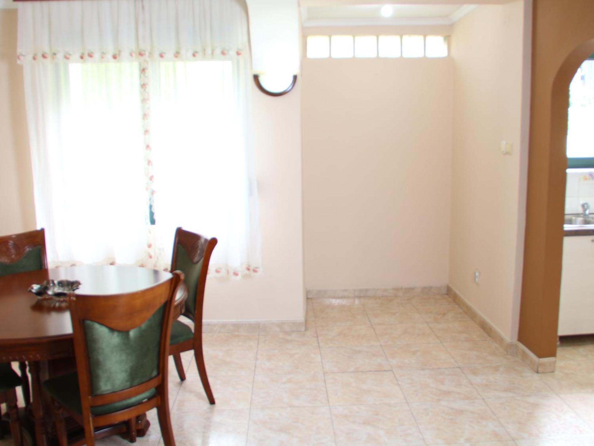 Apartment Luka Kotor Exterior photo